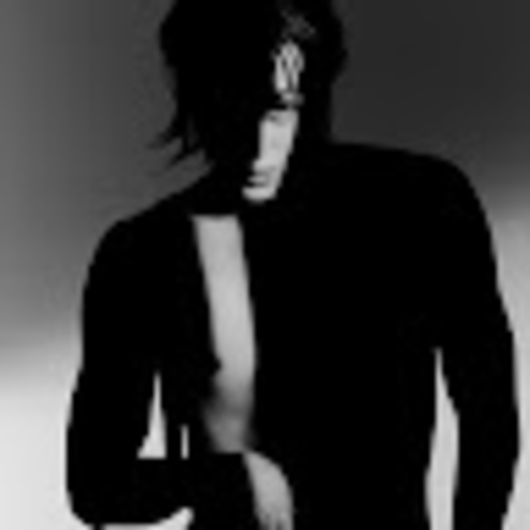 Meet your Posher, Hailey - Picture 1 of 1